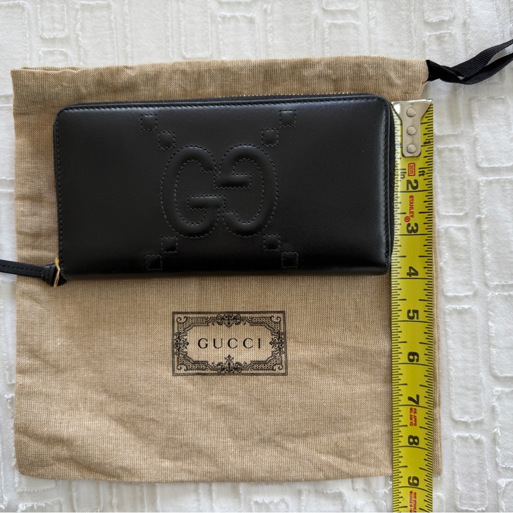 Gucci Zip Around Calf Skin Leather Wallet - Picture 6 of 7